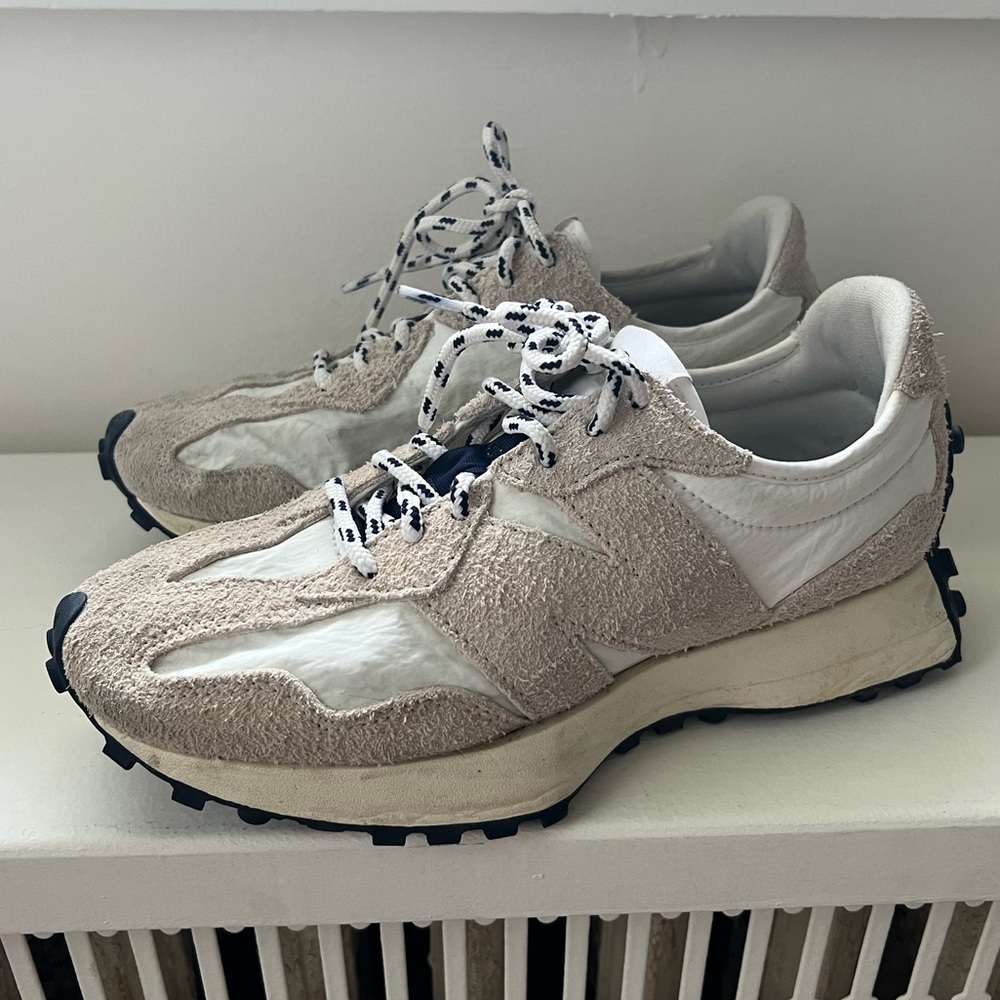 New Balance 327 Sneaker